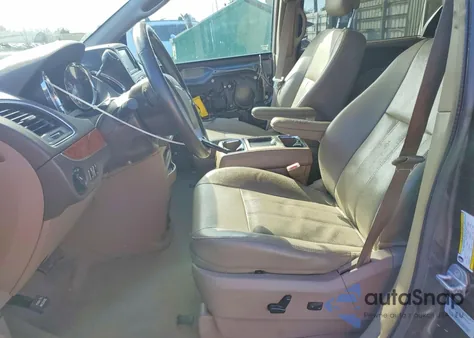 2015 Chrysler Town & Country Touring L из США, поврежденный, VIN 2C4RC1CG3FR699300